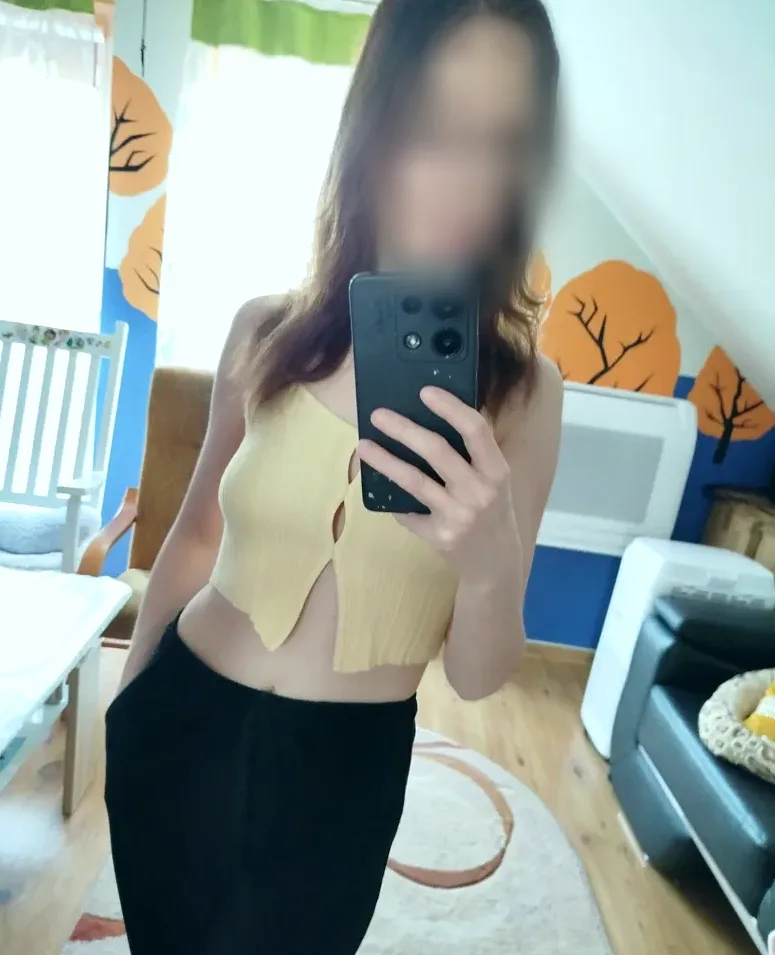 Aylin, 27