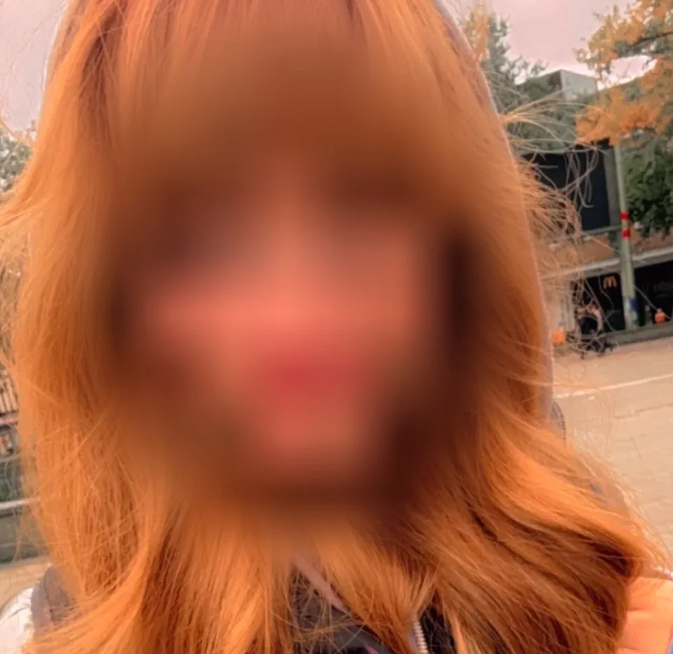 Claudia, 31