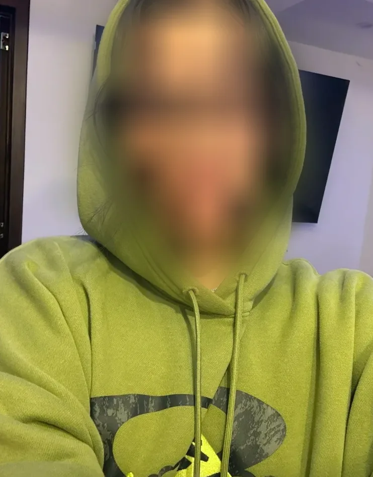Jette, 22