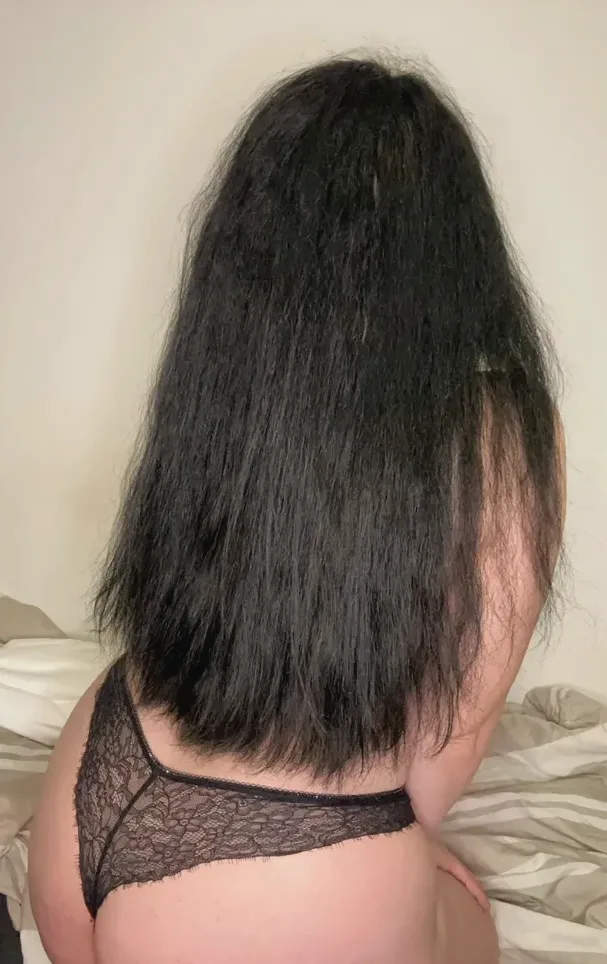 Luisa, 22