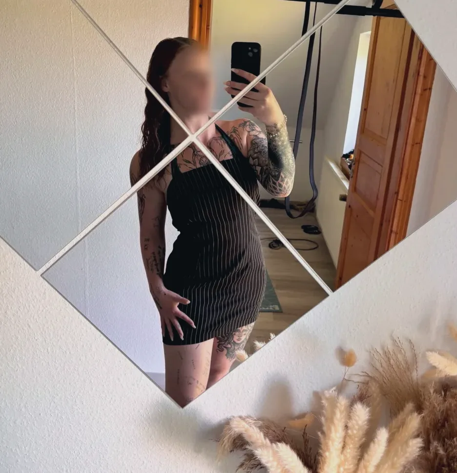 Romy, 28